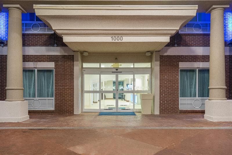 Holiday Inn Express And Suites Frankfort 3
