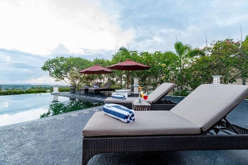 Airis Luxury Villas & Spa 4
