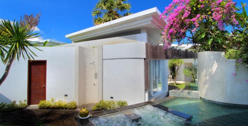 Taman Mesari Luxury Villa main