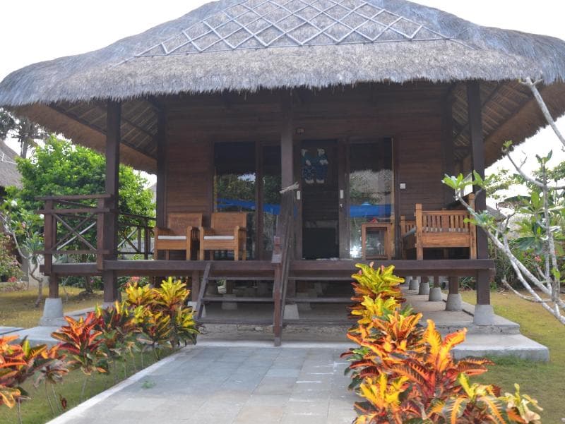 Sunset Villa & Café Lembongan 5