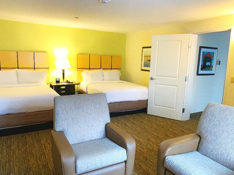 Candlewood Suites Belle Vernon 5