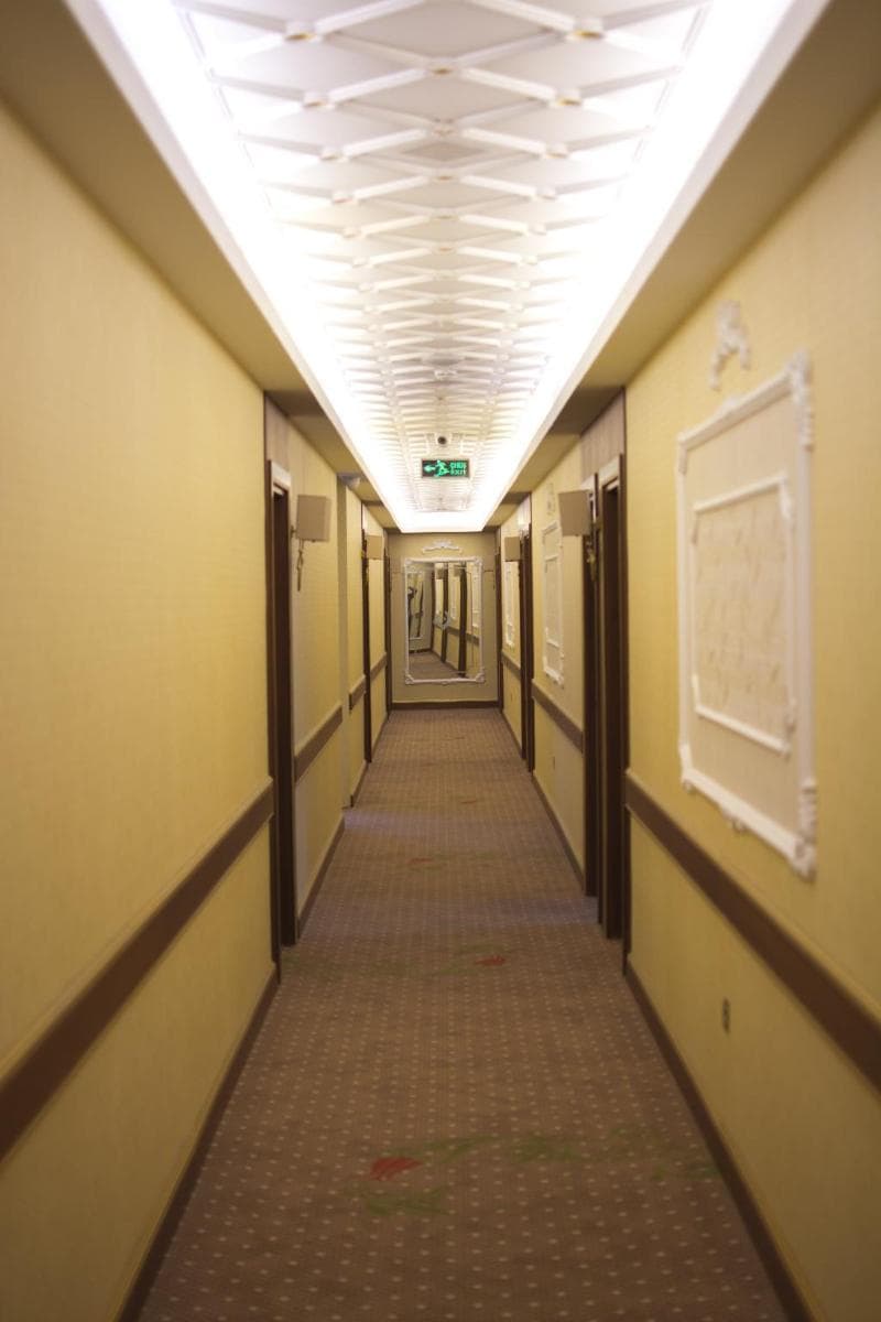 Mb Deluxe Hotel 4