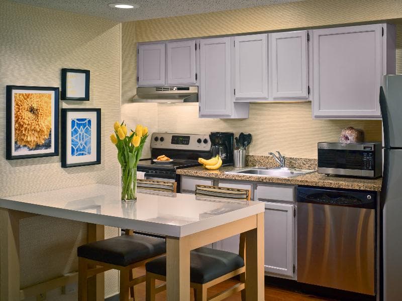 Sonesta ES Suites Cleveland Airport 5
