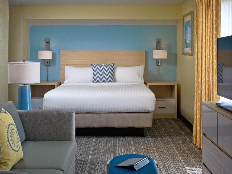 Sonesta ES Suites Cleveland Airport 4