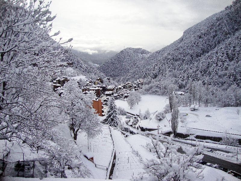 Apartamentos Arinsal 3000 3