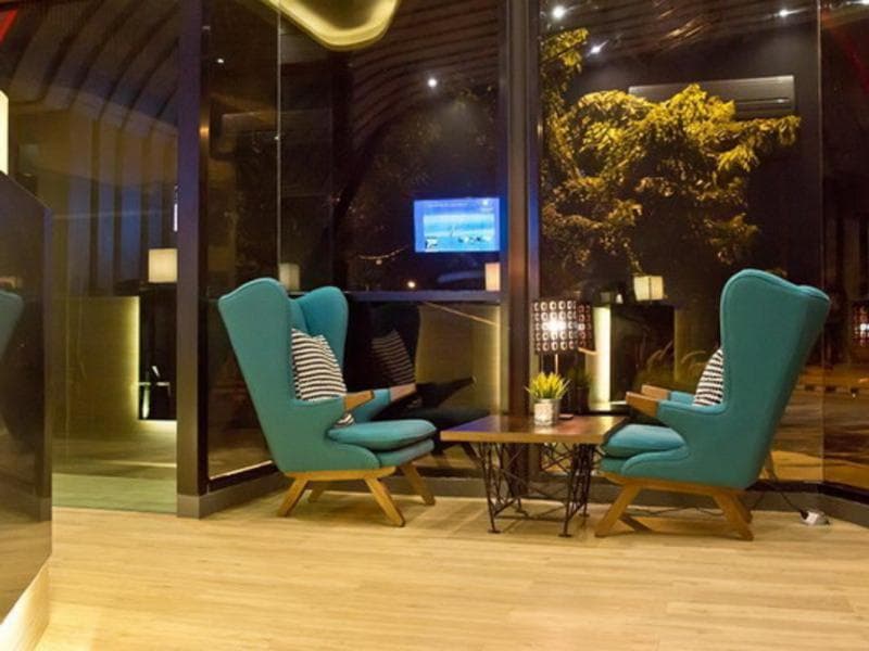 Coco Hotel Bangkok 4