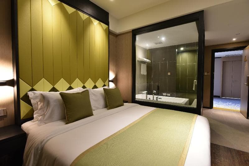 Shanghai Deco Hotel Pudong 5
