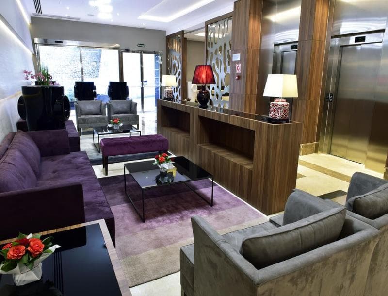 Lamaraz Arts Hotel 3