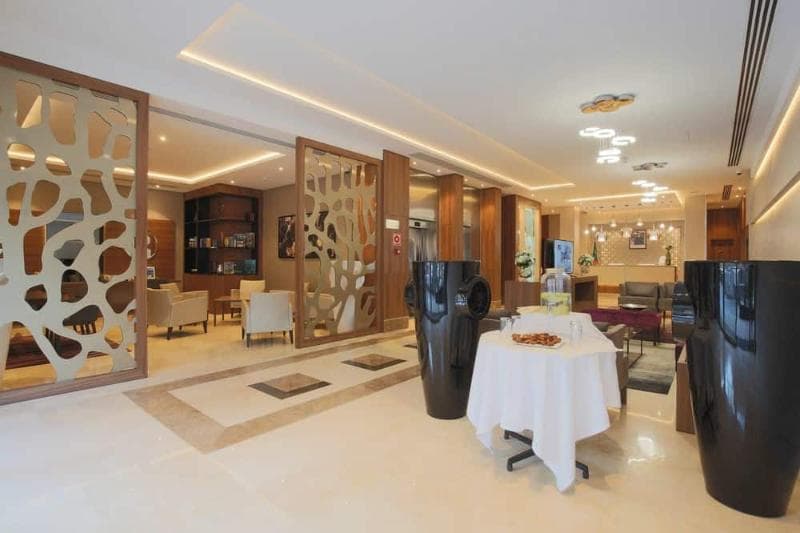 Lamaraz Arts Hotel 4