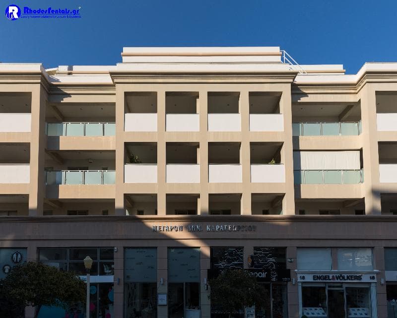 Rhodes Central Suite 3