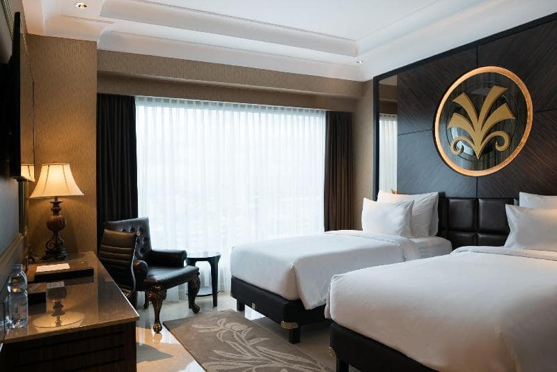 Myko Hotel & Convention Center main