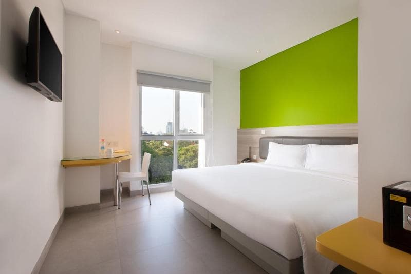 Amaris Hotel Darmo Surabaya 4