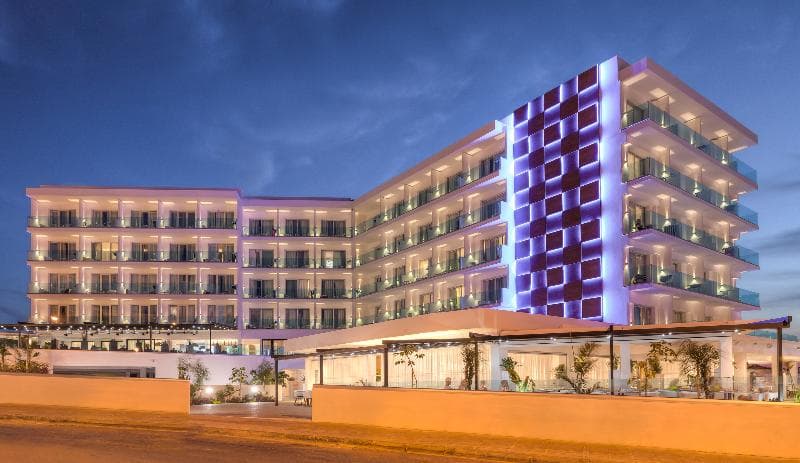 The Blue Ivy Hotel & Suites 5
