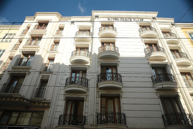 Hotel Black Pearl 2