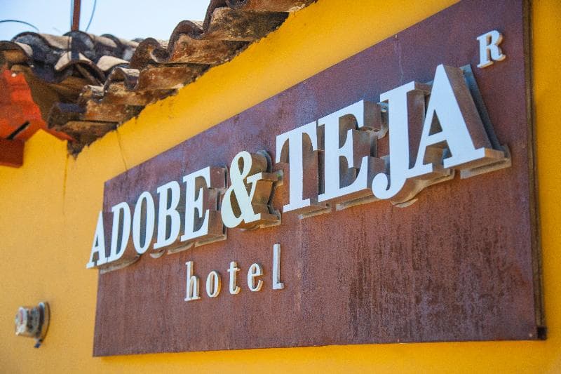 Hotel Adobe & Teja main