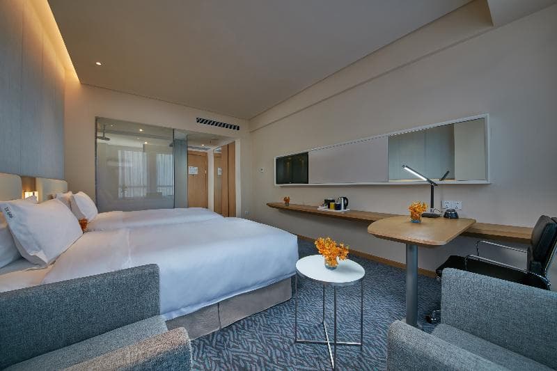 Holiday Inn Express Nantong Textile City 5