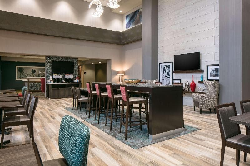 Hampton Inn Wichita Northwest 5