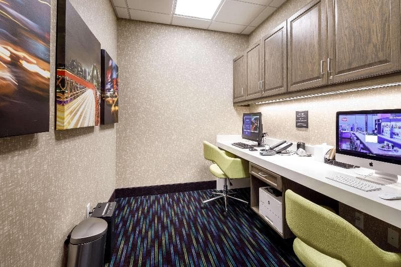 Hampton Inn Paramus 2