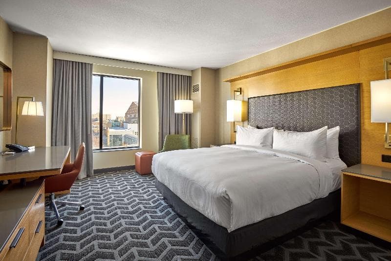Hilton Des Moines Downtown 4