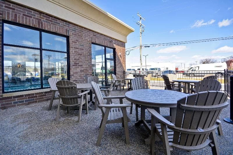 Hampton Inn & Suites Detroit/Warren 2