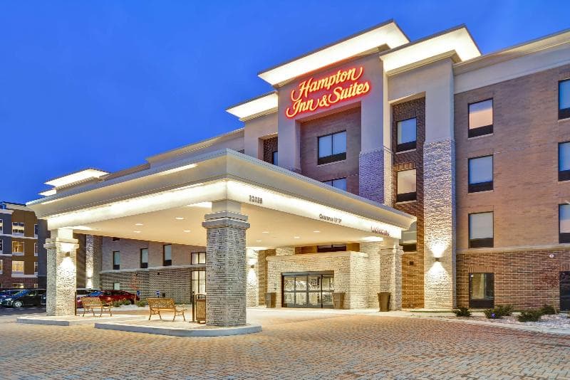 Hampton Inn & Suites Detroit/Warren 3