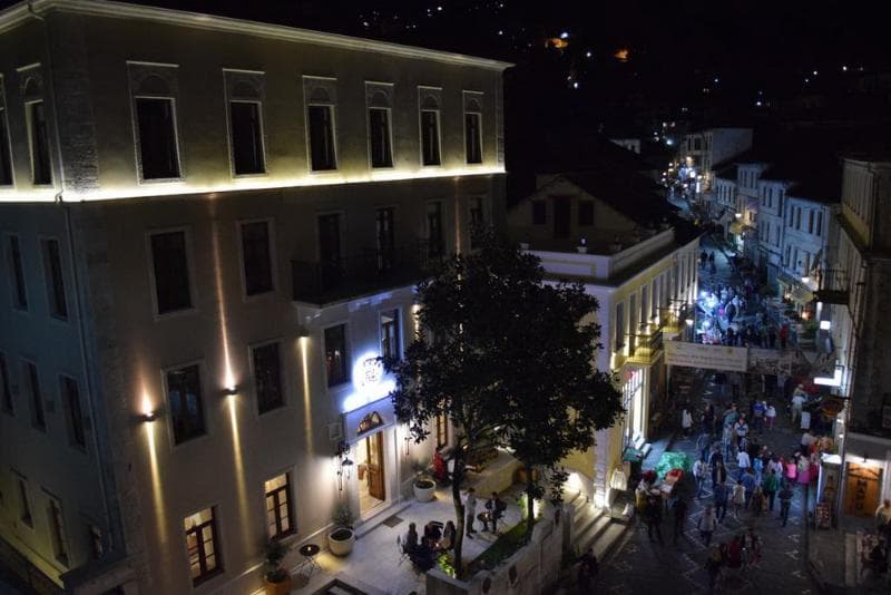 Hotel Argjiro 4