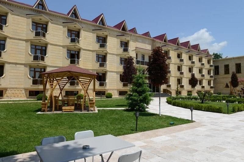 Qebele Yeddi Gozel Hotel 2