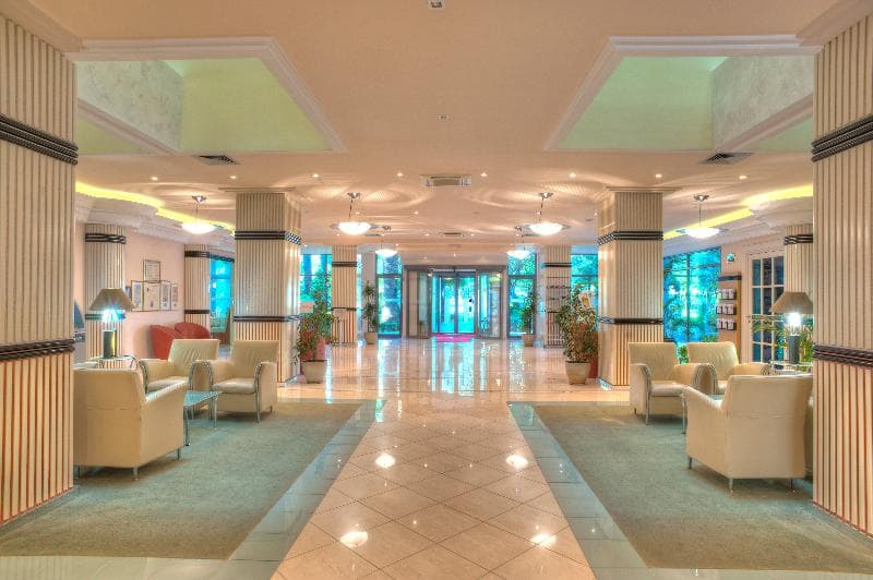 Hotel Rivijera 5