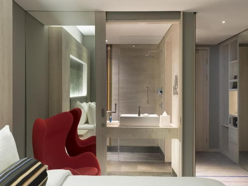 Aloft Jakarta Wahid Hasyim 4