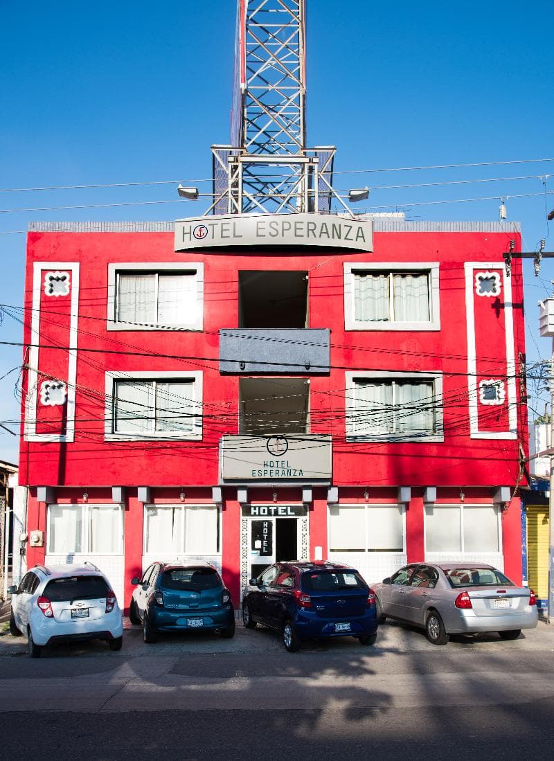 Hotel Esperanza main