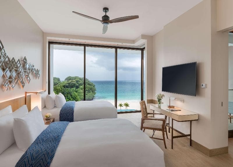 Crimson Resort & Spa Boracay 3