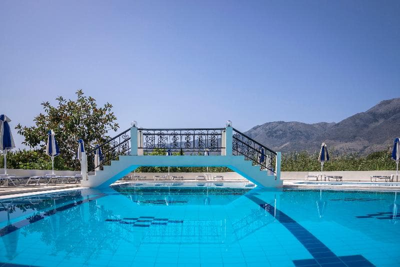 Hotel Vantaris Garden 4