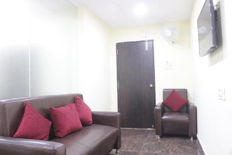 Fabhotel Siri Inn Madhapur photo 1