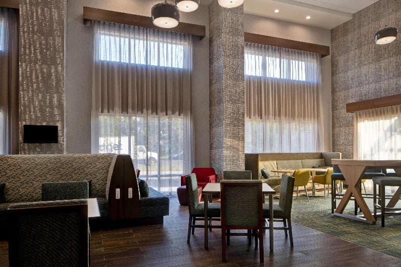 Courtyard by Marriott Deptford 3