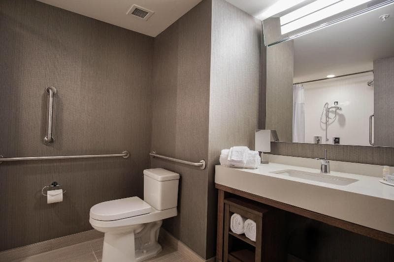Courtyard By Marriott Lenox Berkshires 5