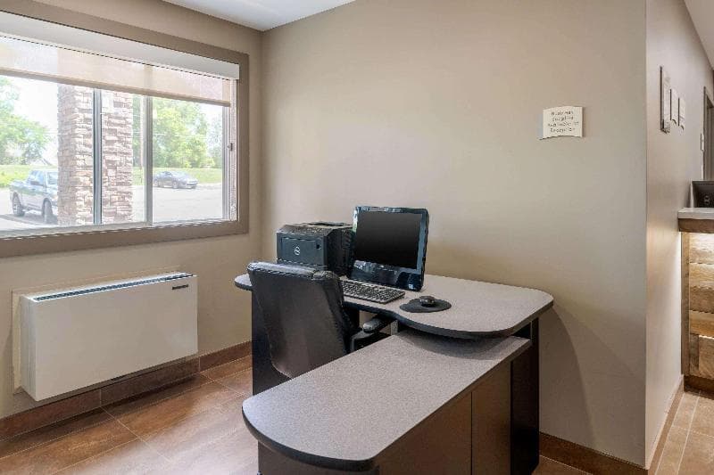 Quality Inn & Suites Bathurst Area photo 1