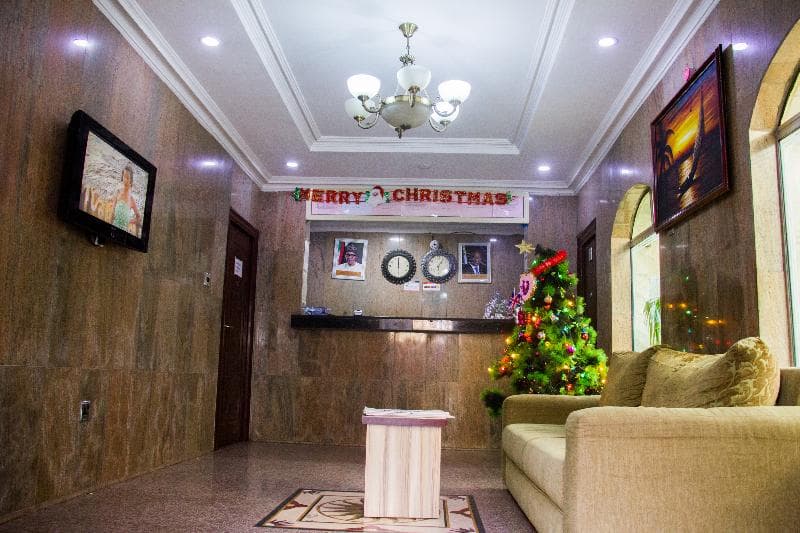 Downtown Royal Hotel Dipeolu 4