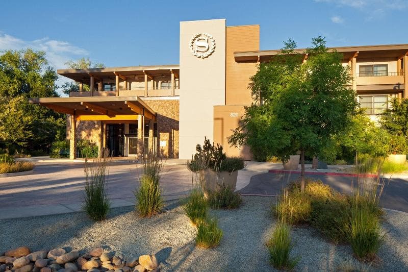 Sheraton Redding Hotel At The Sundial Bridge photo 1