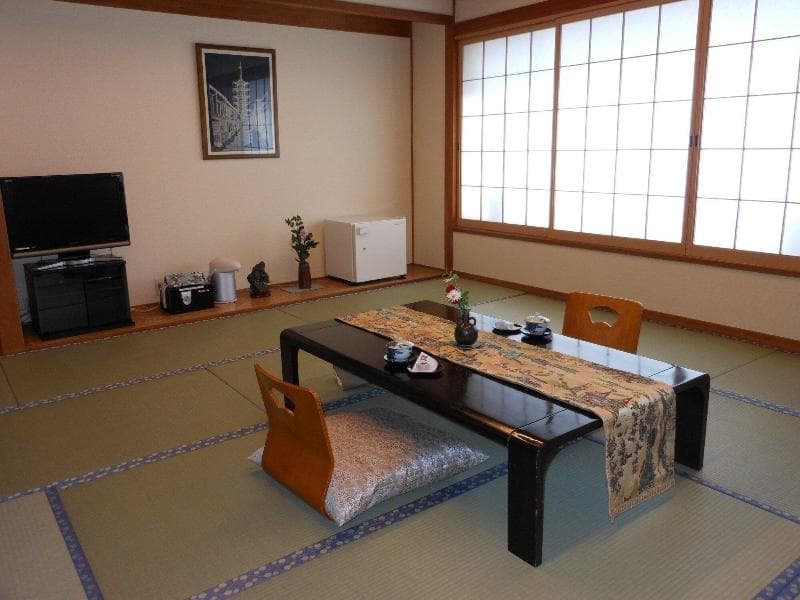 Saga Grace Hotel 4
