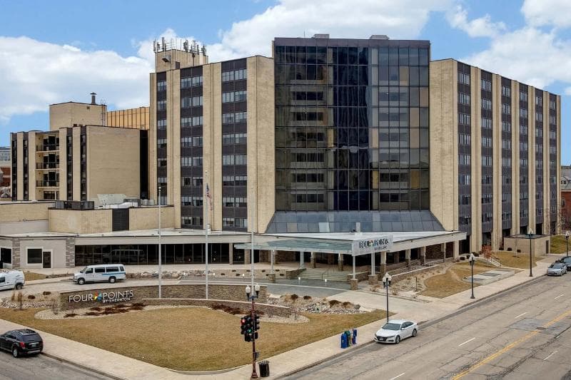 Four Points By Sheraton Peoria photo 1