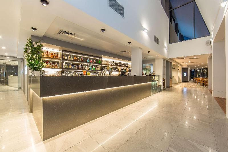 Best Western Plus North Lakes Hotel 2
