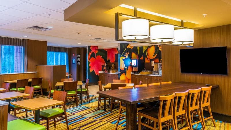 Fairfield Inn & Suites Atlanta Fairburn 2