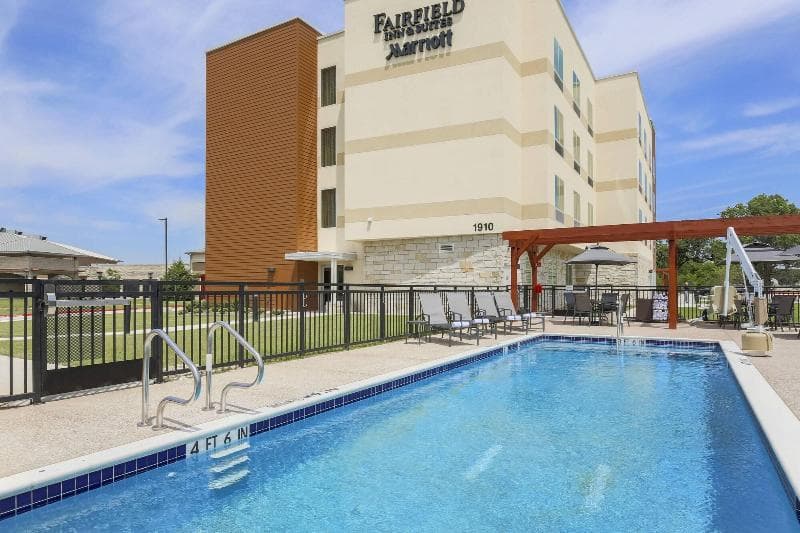 Fairfield Inn & Suites By Marriott Decatur At Deca 2