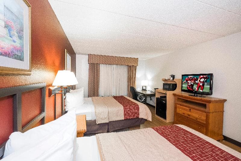 Red Roof Inn & Suites Stafford main