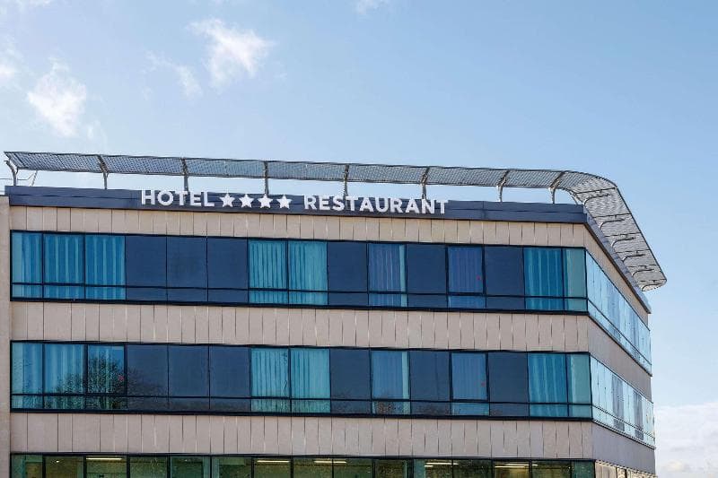 Best Western Plus Hotel Escapade Senlis 2