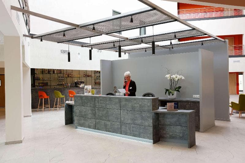 Best Western Plus Hotel Escapade Senlis 5