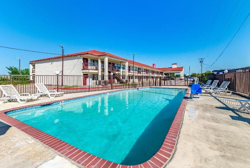 Red Roof Inn Dallas Mesquite 5