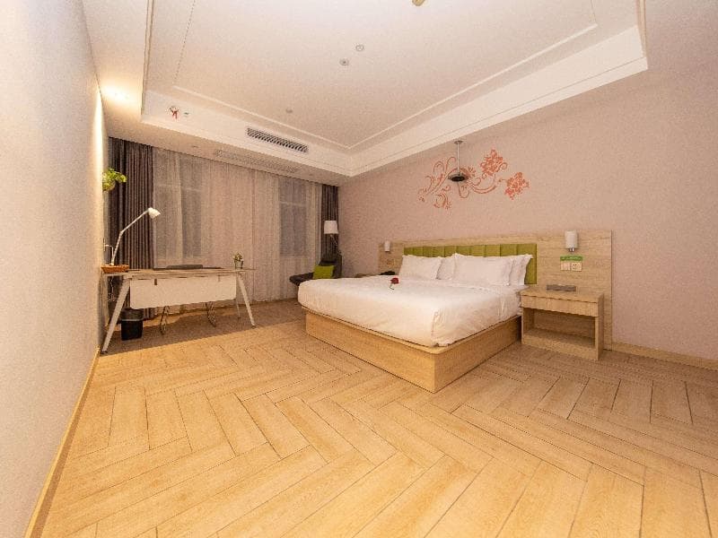 Ibis Styles Nt Shimao Plz. photo 1