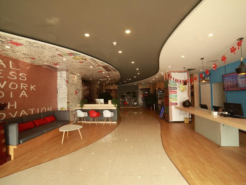 Ibis Tianjin Wuqing Hotel photo 1
