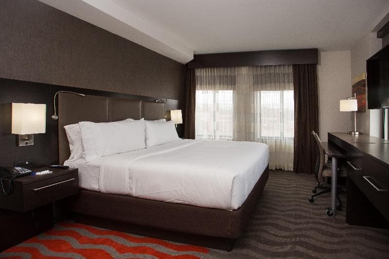 Holiday Inn Express Springfield Downtown 4